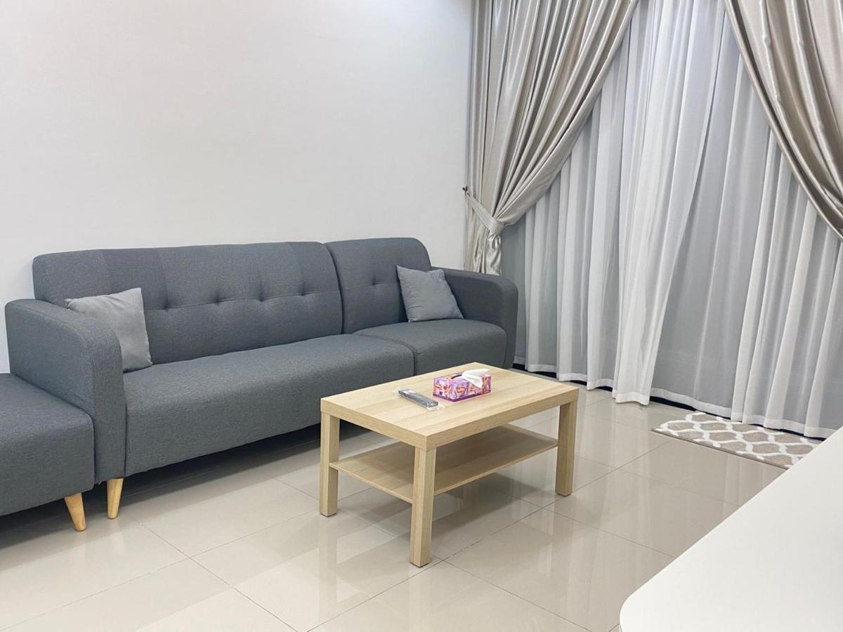 Apartment Cozywhite @ The Cove Hillside Residential